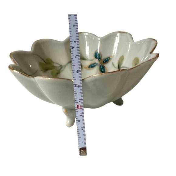 Hand Painted Finger Bowl With Floral Detail, Footed, Scalloped, Vintage Japan - Picture 9 of 10